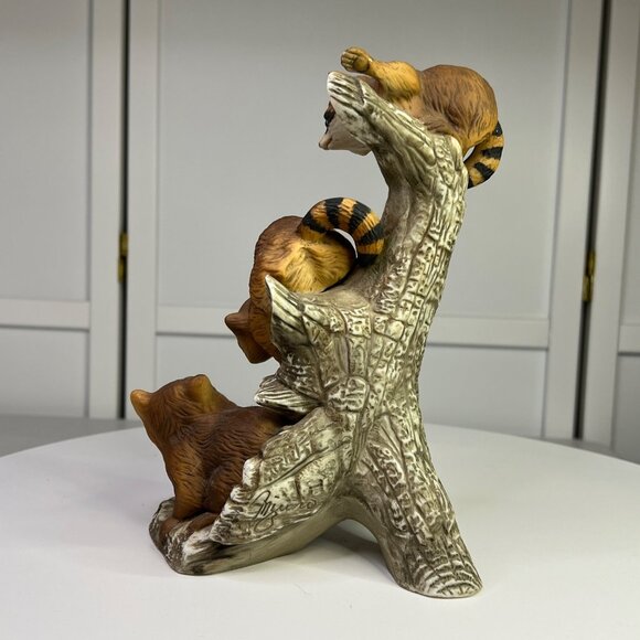 Vintage Homco Masterpiece Porcelain Three Raccoons On Tree 8" Figurine - 1978 - Picture 7 of 10